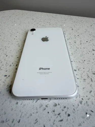 iPhone XR Branco 128GB | Bem Conservado