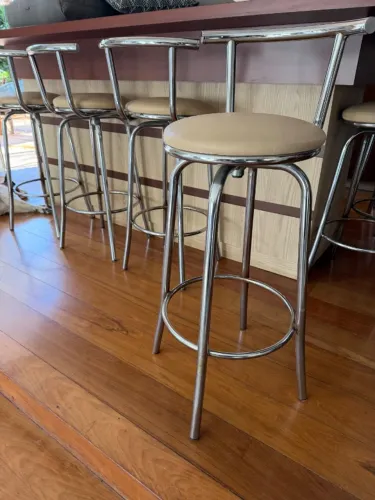 Banqueta rotatória