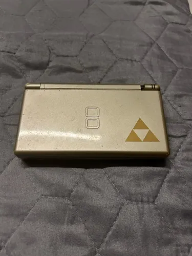 Nintendo Ds lite dourado zelda - defeito