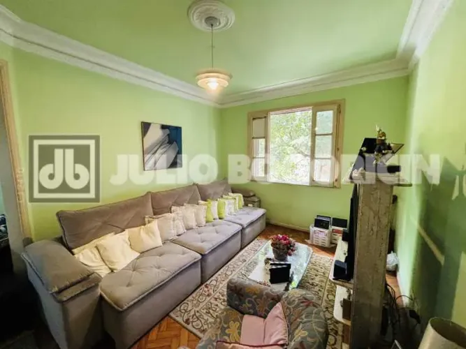 Apartamento confortável planta, 3 quartos , 1 vaga na escritura, Oportunidade!