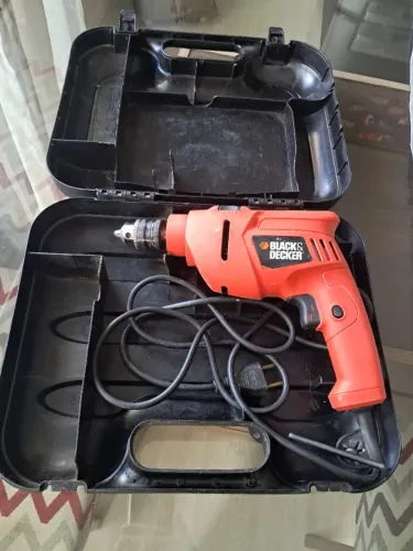 Furadeira Black & decker