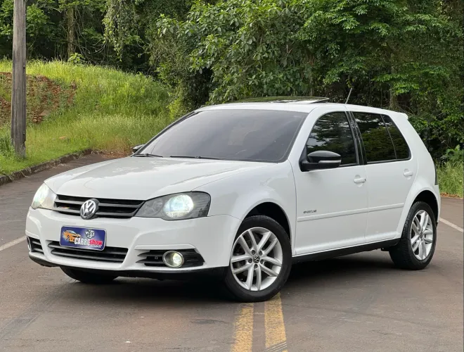 Volkswagen Golf Sportline 1.6 MI Total Flex 8V 4P 2014
