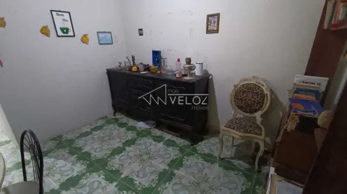 Casa de rua - / Residencial / Santa Teresa