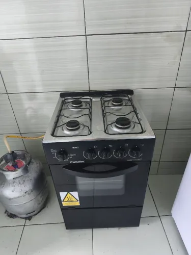 Fogão a gás seminovo em perfeito estado