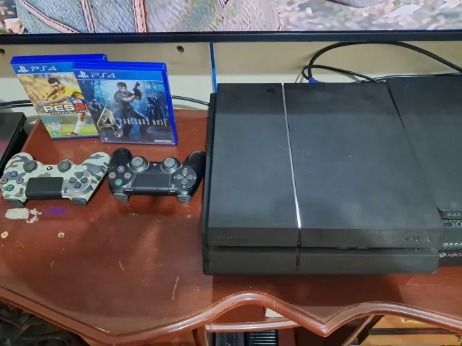 Ps4 slim 500gb 02 controles 02 jogos mídia física