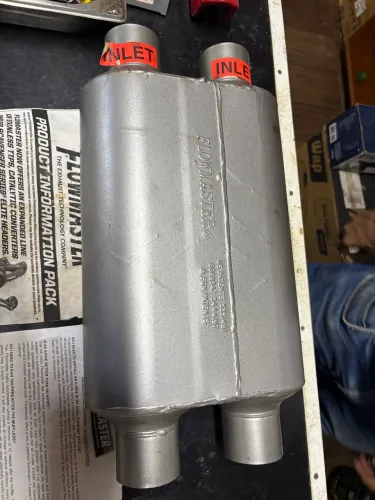 Abafador Flowmaster Super 40 2,5"
