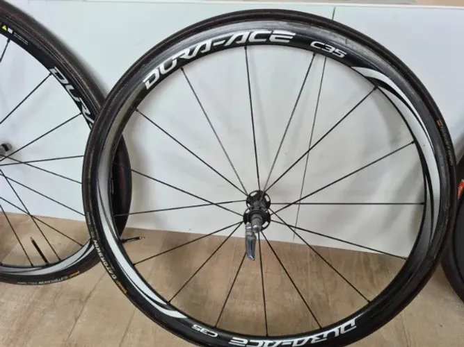 Roda Dura Ace C35