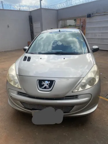 Peugeot 207 XR 1.4 Flex 8V 5P 2012