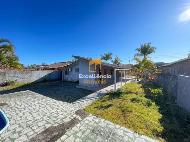 Casa a venda em Matinhos