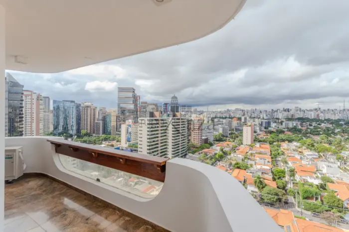 Apartamento Cobertura - Vila Nova Conceição - 501,49m².- 3 Suítes - 3 Vagas - Vista Panorâ