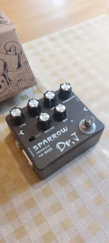 Pedal Joyo Sparrow Bass Drive Di Baixo