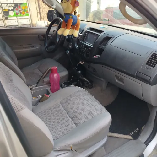 Toyota Hilux CD D4-d 4X4 2.5 16V 102cv TB Dies. 2006