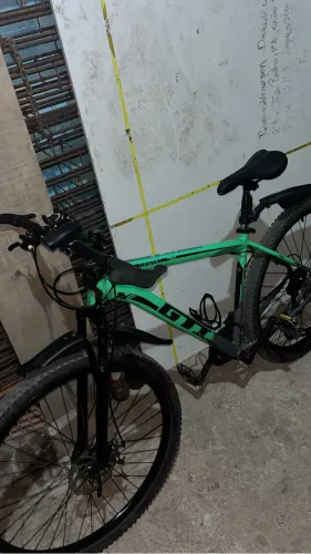 Vendo uma bicicleta aro 29