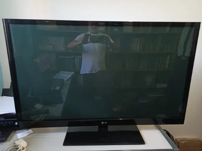 TV LG 50 polegadas 50PT250B - para conserto ou retirada de peças! Conservadíssima!
