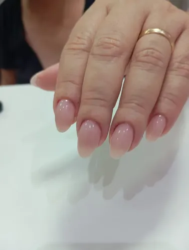 Oportunidade de emprego Vaga para manicure ?