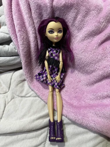 Ever After High Raven
