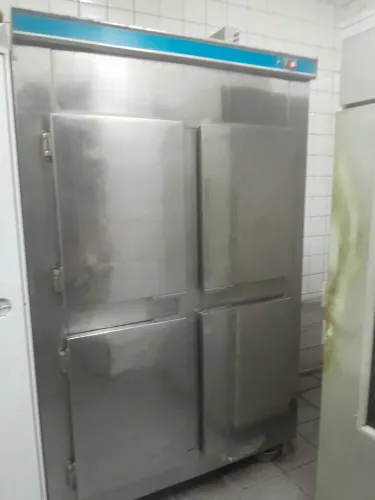 Geladeira Comercial 4 Portas
