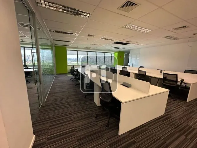 Escritório para aluguel e venda tem 381 metros quadrados em Vila Cordeiro - São Paulo - SP