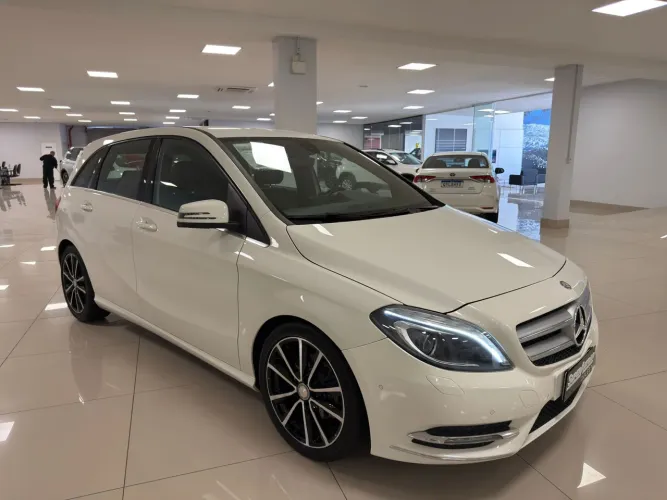Mercedes-Benz Classe B 200 CGI 1.6 TB Sport 156cv AUT 2014
