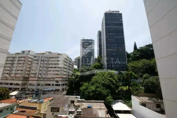 EXCELENTE APARTAMENTO DUPLEX COM 2 VAGAS NA ESCRITURA!!