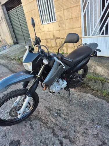 Vendo lander 250 documento em dias