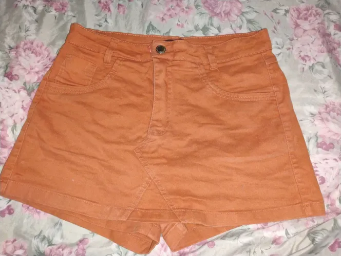 Bermudinha short saia tamanho 46