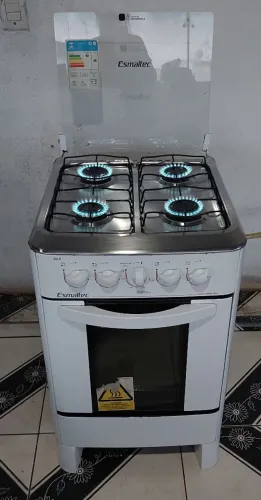 Ótimo fogão Esmaltec top manual de 4 bocas com super chama conservado
