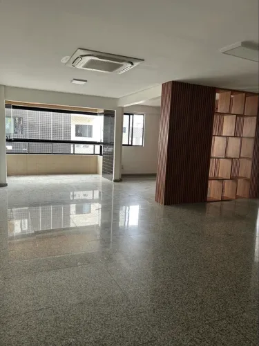 Apartamento 03 quartos a 300m da Praia de Ponta Verde