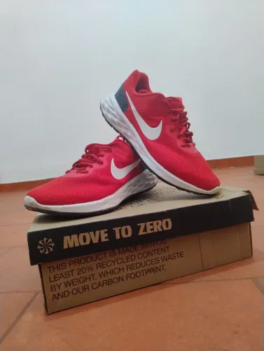 Tênis Nike Revolution N° 41