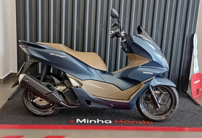 Honda PCX 160 DLX ABS