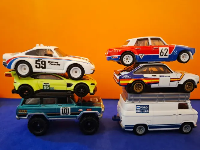 Miniatura porsche, aston martin, ford, rover, jeep!!!