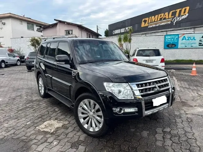 Mitsubishi Pajero HPE Full 3.2 4X4 T.i.dies. 5P AUT 2018