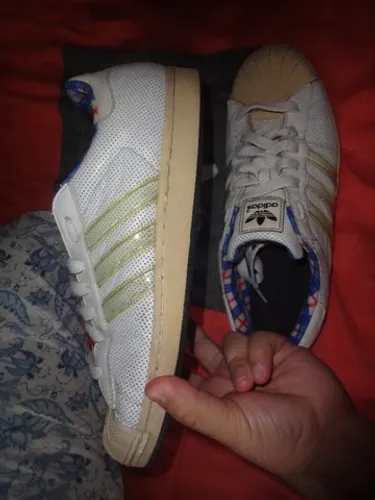 Tenis Adidas SuperStar skateboarding Gringo numeração 44