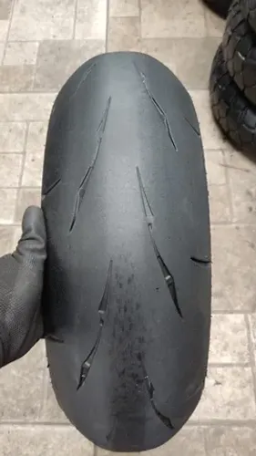 Pneu Moto Usado Bridgestone Battlax Racing Street RS11 190/55-17