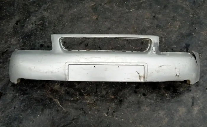 Parachoque Dianteiro Audi A3 1996/2005 Prata com detalhe
