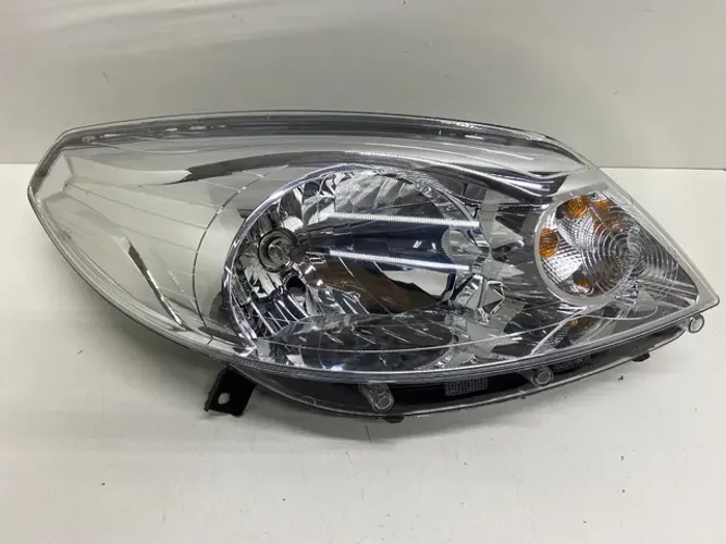 Farol Renault Sandero 2012 2013 2014 Cromado Direito