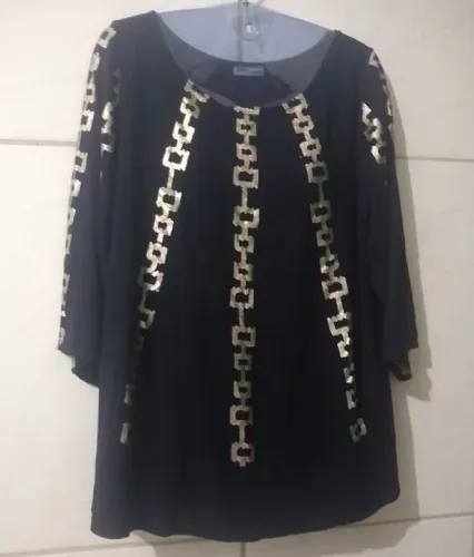 Blusa preta de malha (M)