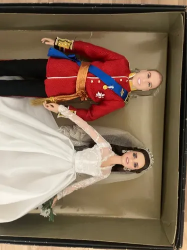 Barbie The Royal Wedding Kate e Willam