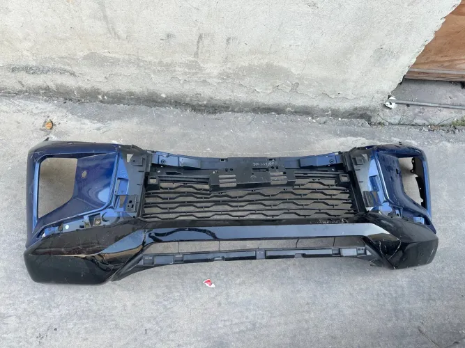 Parachoque Dianteiro Mitsubishi L200 Triton 2021 2022 2023 Com Grade Inferior