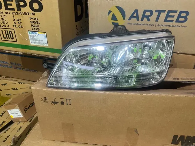 Farol Fiat Idea 2004/2010 Depo