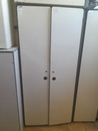Armário alto 2 portas No estado