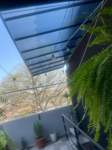 Cobertura em policarbonato