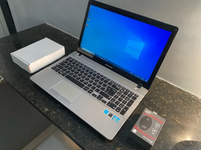 Notebook Samsung np300 novíssimo e com garantia 