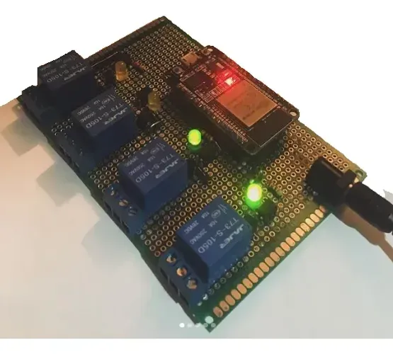 Placa de reles Wifi 12v - Fazemos projetos IOT personalizados, mande mensagem direct.