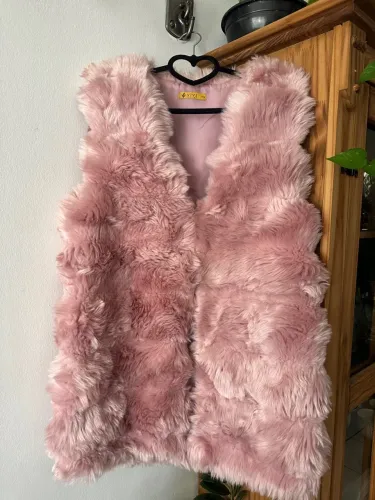 Charmoso colete estilo Barbie!!