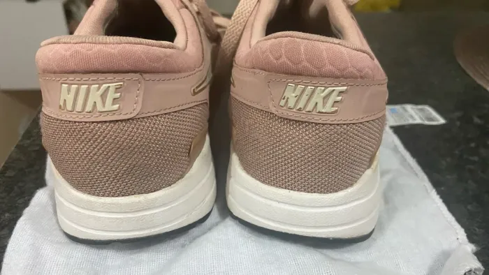 Tênis nike air max rose