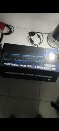 INTERFACE ÁUDIO SENMI UMC404HD BERINGHER GENÉRICA - PARCELO