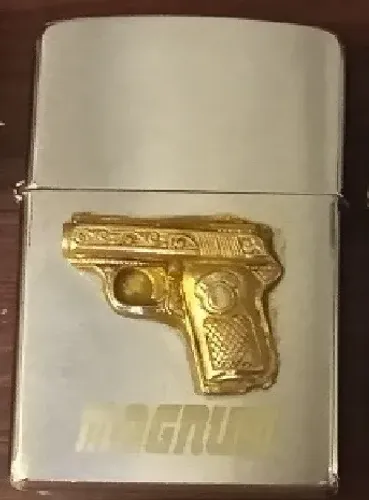 Raríssimo isqueiro Zippo com o logo da Magnum - Anos 90 (itém único)