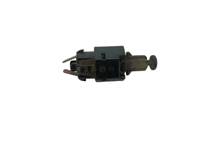 Interruptor pedal de freio GM Corsa 96-02 