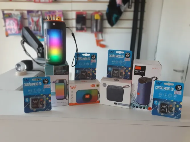 Caixas de som presente ideal para para dar a quem vc ama.